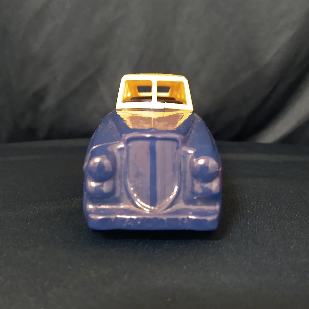 Lot of 2 Vintage Avon Car After Shave Bottles Empty - Picture 4 of 6